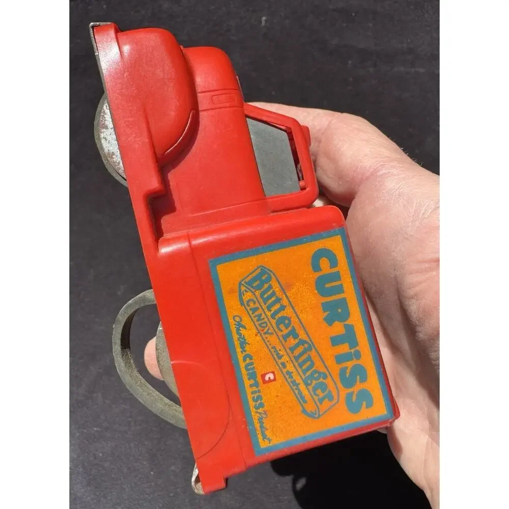 VINTAGE 1940’s TOY TRUCK CURTISS CANDY ADVERTISING TRUCK CONWAY PLASTIC CO LO14
